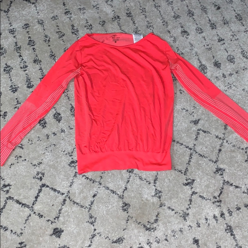 Nike dri-fit long sleeve top